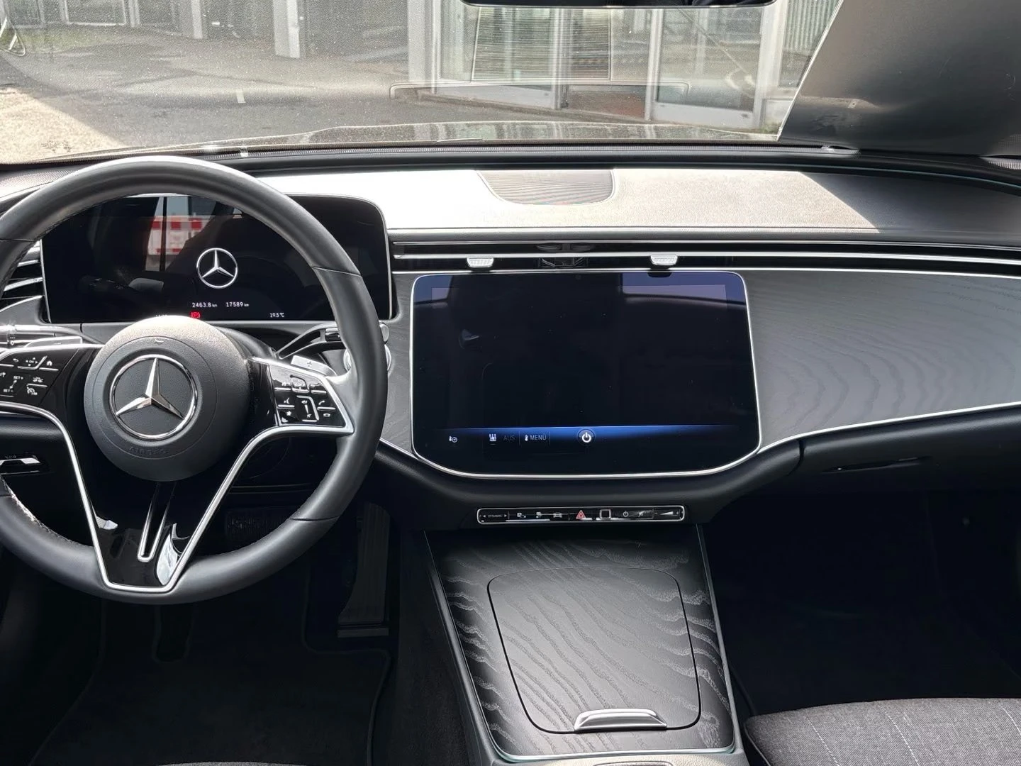 Mercedes-Benz E 300 de / AVANTGARDE / 4-MATIC / DISTRONIC / CAMERA / | Mobile.bg � ����������� 10