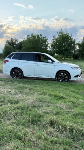 Mitsubishi Outlander PHEV  ГАЗ, снимка 4