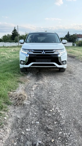 Mitsubishi Outlander PHEV  ГАЗ, снимка 2
