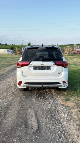 Mitsubishi Outlander PHEV  ГАЗ, снимка 6