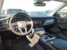 Audi Q8 * CARFAX * ДИСТРОНИК * ОБДУХВАНЕ * ПАНОРАМА, снимка 10