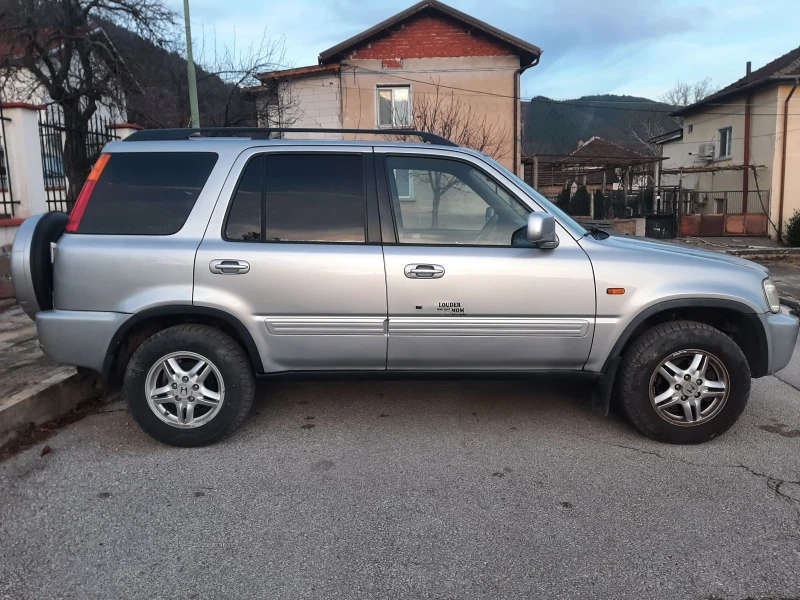 Honda Cr-v 2.0 I  KLIMA FEIS 147ks 4x4, снимка 8 - Автомобили и джипове - 48315288