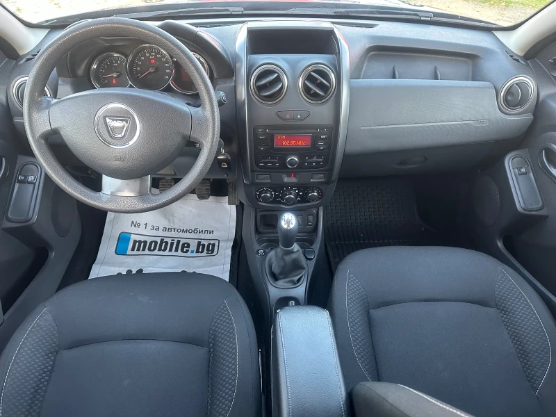 Dacia Duster 1.6 Б/Газ, снимка 9 - Автомобили и джипове - 48043182