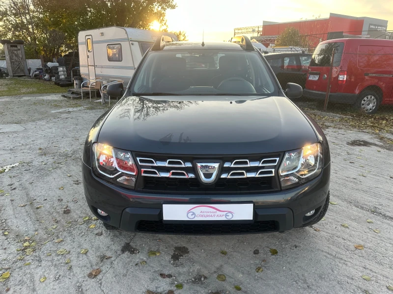 Dacia Duster 1.6 Б/Газ, снимка 2 - Автомобили и джипове - 48043182