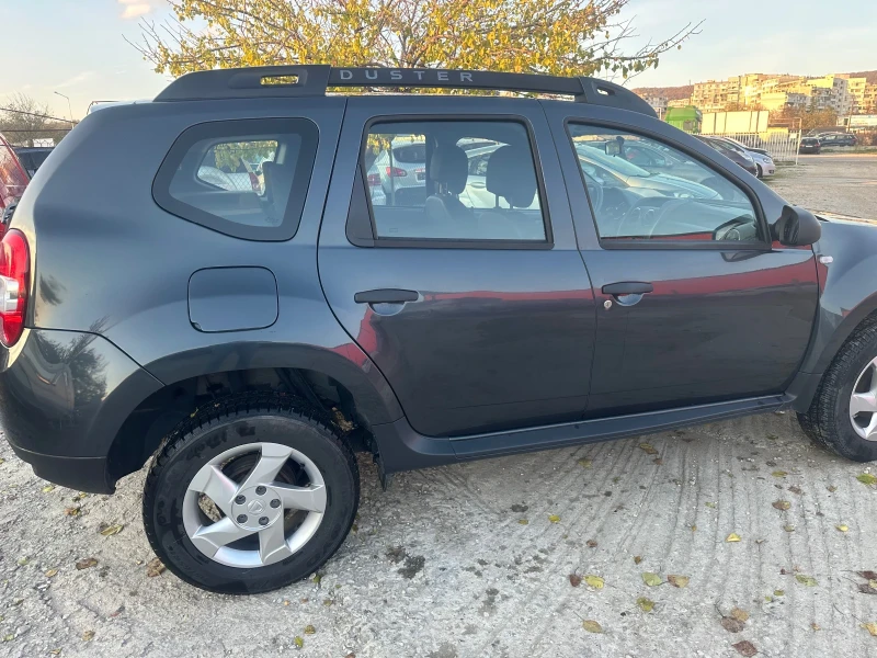 Dacia Duster 1.6 Б/Газ, снимка 6 - Автомобили и джипове - 48043182