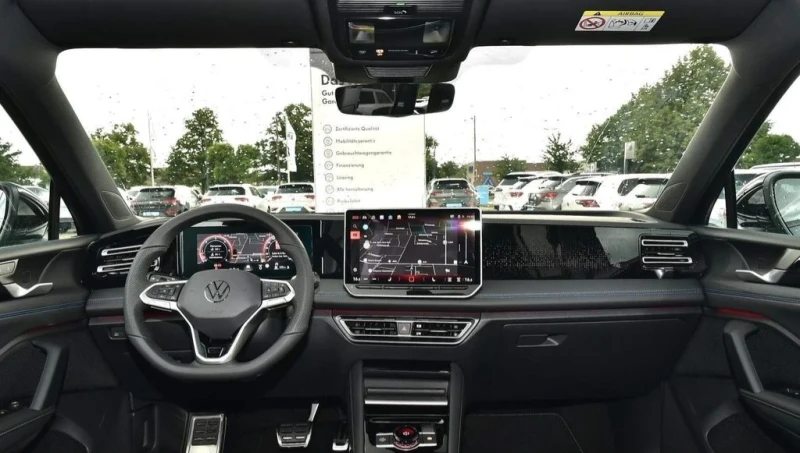 VW Tiguan  2.0 TDI R-Line DSG 6500км ОЧАКВАН ВНОС , снимка 9 - Автомобили и джипове - 48886747