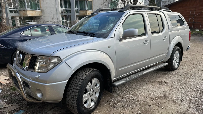 Nissan Navara, снимка 9 - Автомобили и джипове - 48954371