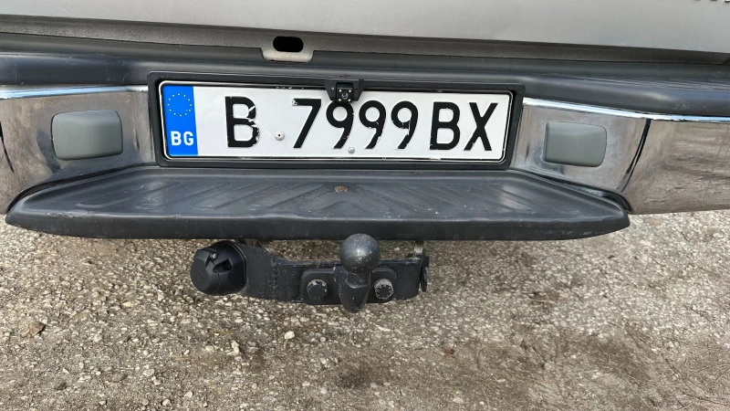 Nissan Navara, снимка 11 - Автомобили и джипове - 48954371