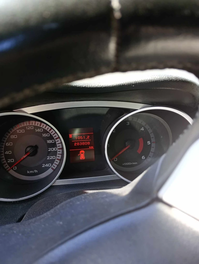 Peugeot 4007 2.2, снимка 5 - Автомобили и джипове - 53486645