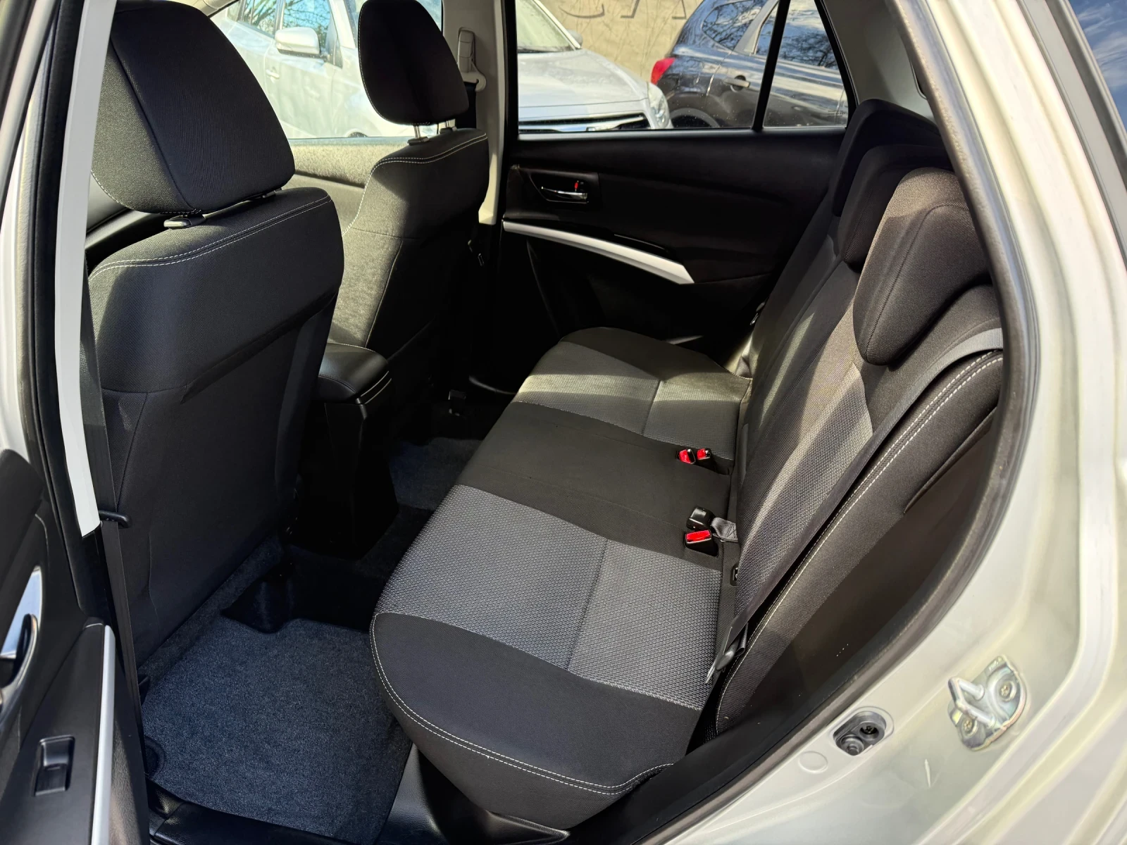 Suzuki SX4 S-Cross 1.6i Comact+ 107000k�!!! - 4�4 - ��������� | Mobile.bg � ����������� 9