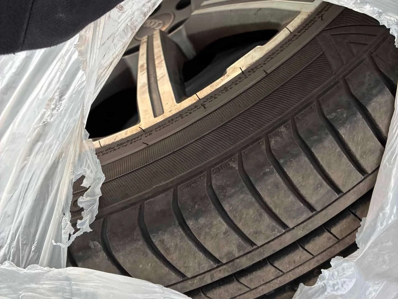 Audi Q7 * Technik * CARFAX * ЦЕНА ДО БГ, снимка 13 - Автомобили и джипове - 53969836