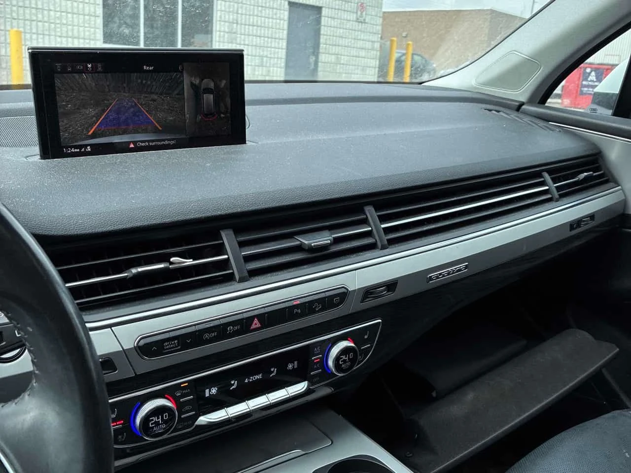 Audi Q7 * Technik * CARFAX * ЦЕНА ДО БГ, снимка 16 - Автомобили и джипове - 53969836