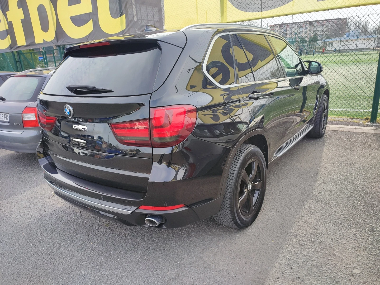 BMW X5 F15/Sport/3.0D/xDrive/Camera/Ambient, снимка 3 - Автомобили и джипове - 54338244