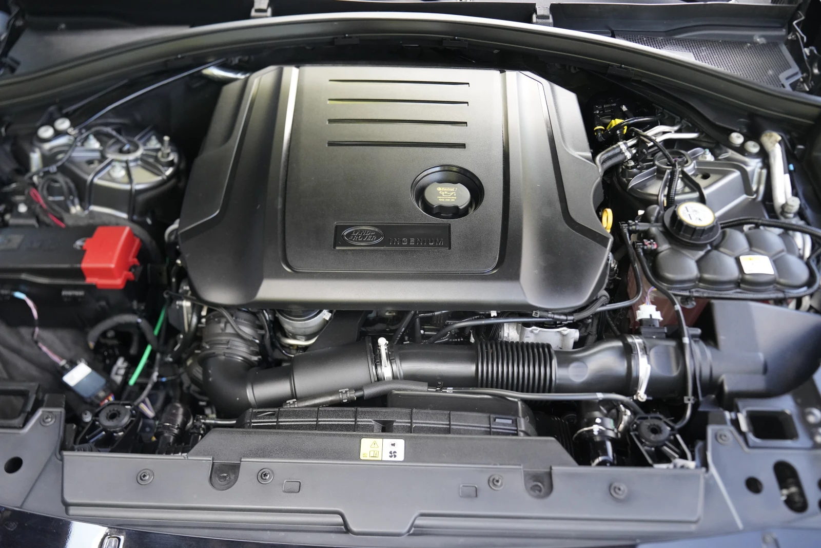 Land Rover Range Rover Velar 2.0 Diesel AWD R-Dynamic | Mobile.bg � ����������� 15