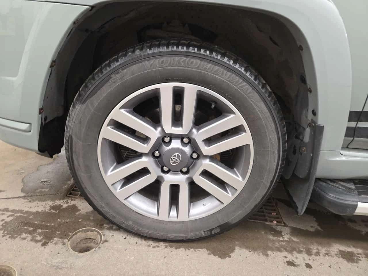 Toyota 4runner * 4WD * CARFAX * Без инциденти * 78k km * , снимка 16 - Автомобили и джипове - 54626438