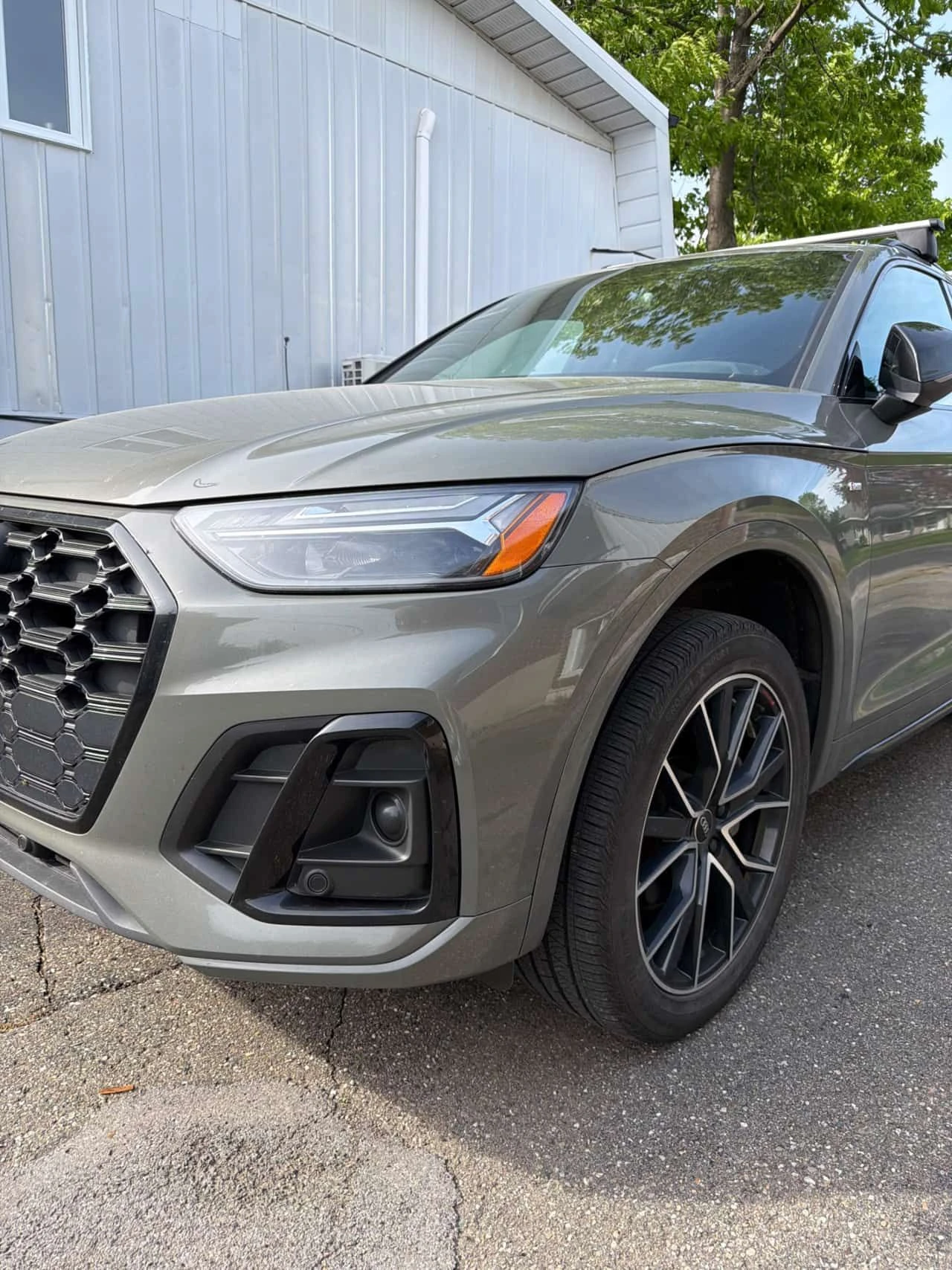 Audi Q5 Nardo Grey / CAMERA / LED / АВТОКРЕДИТ, снимка 2 - Автомобили и джипове - 54788155
