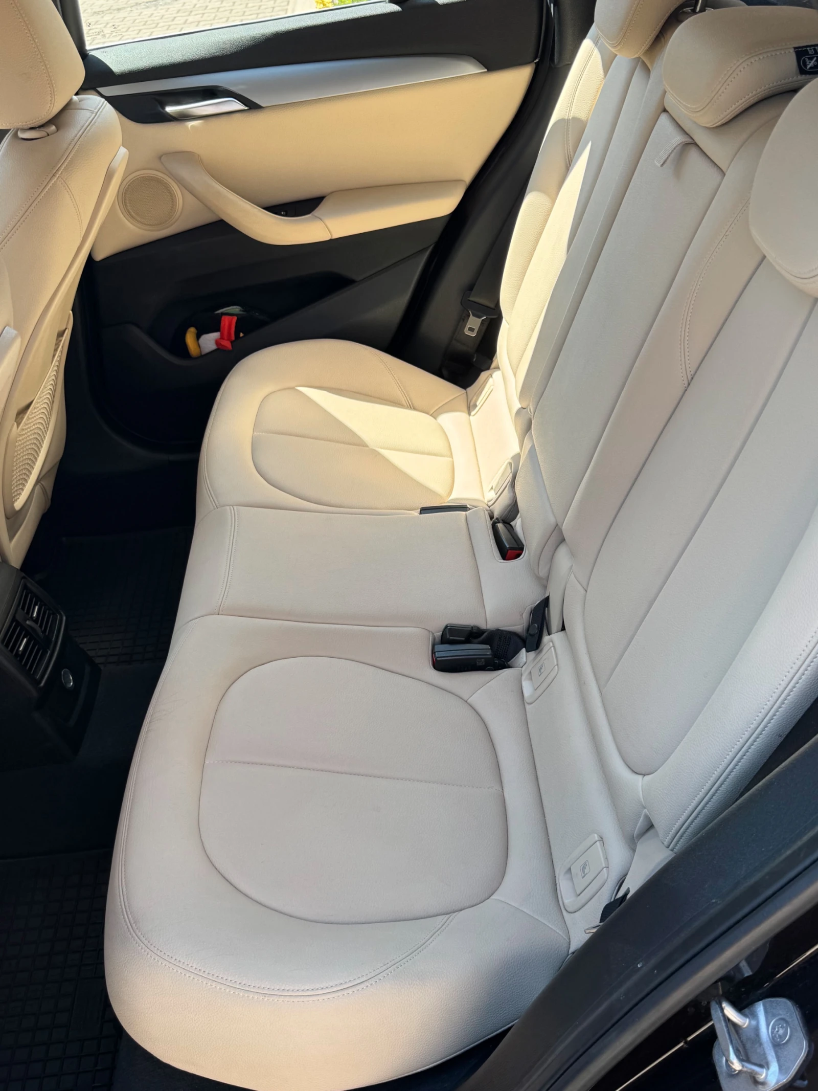 BMW X1 Пълна сервизна история в БМВ, снимка 10 - Автомобили и джипове - 55057766