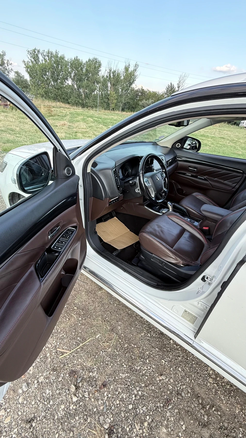 Mitsubishi Outlander PHEV  ГАЗ, снимка 8 - Автомобили и джипове - 55398673