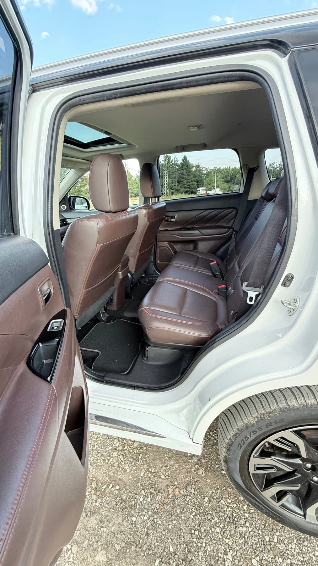 Mitsubishi Outlander PHEV  ГАЗ, снимка 11 - Автомобили и джипове - 55398673