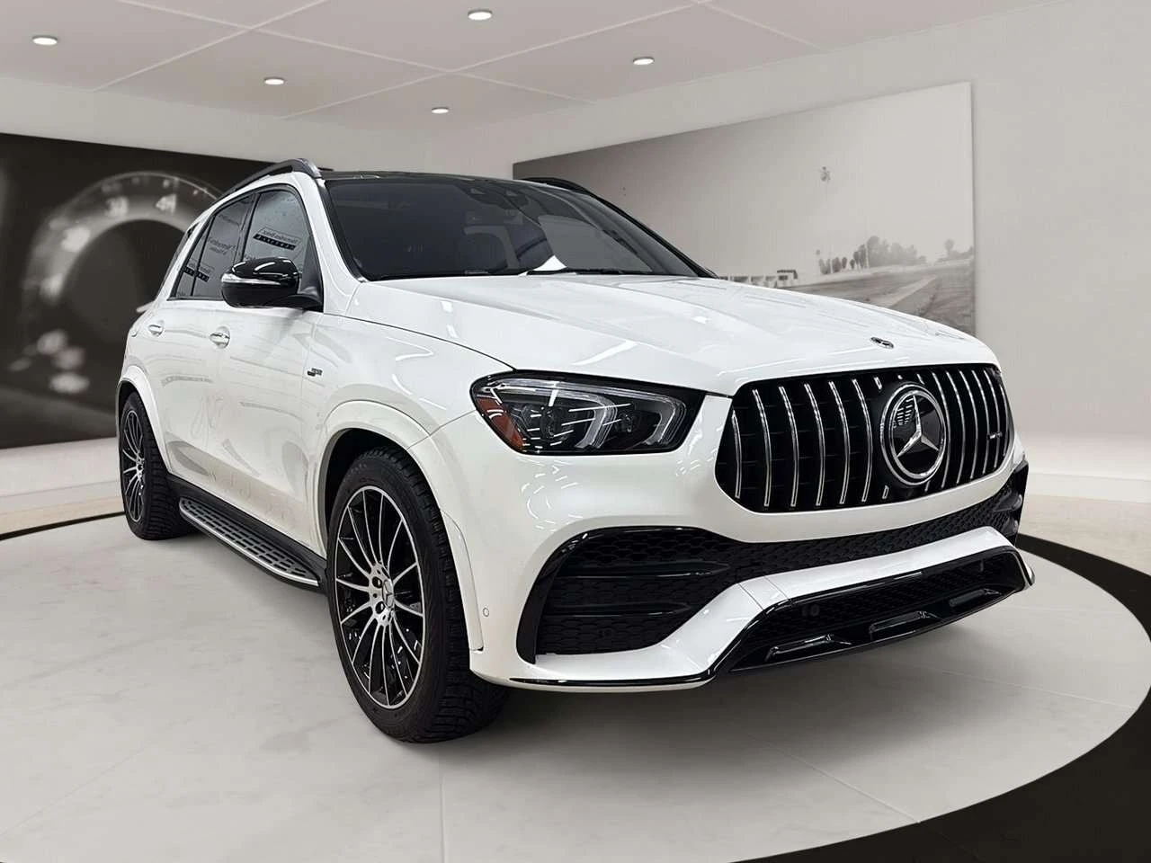 Mercedes-Benz GLE 53 4MATIC AMG * 7-места * Фиксирана цена до БГ * От Mercedes, снимка 2 - Автомобили и джипове - 56111977