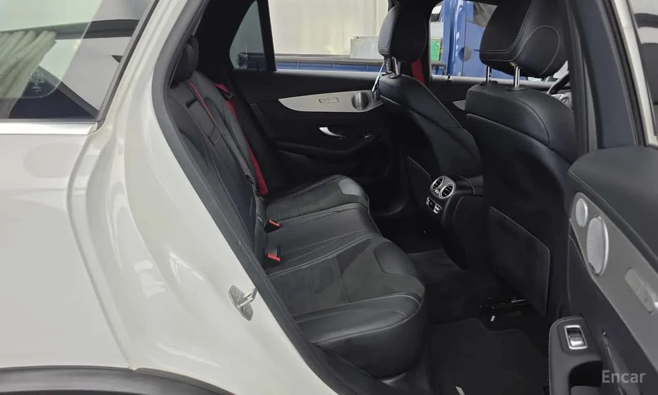 Mercedes-Benz GLC 63 AMG * 4MATIC+ * ��������� ���� �� �������� *  | Mobile.bg � ����������� 12