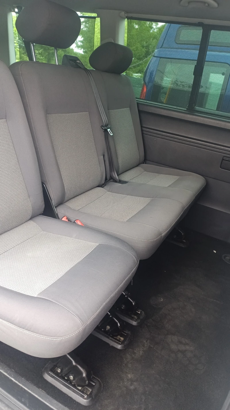 VW Caravelle 2.0TDI, снимка 4 - Бусове и автобуси - 52636000