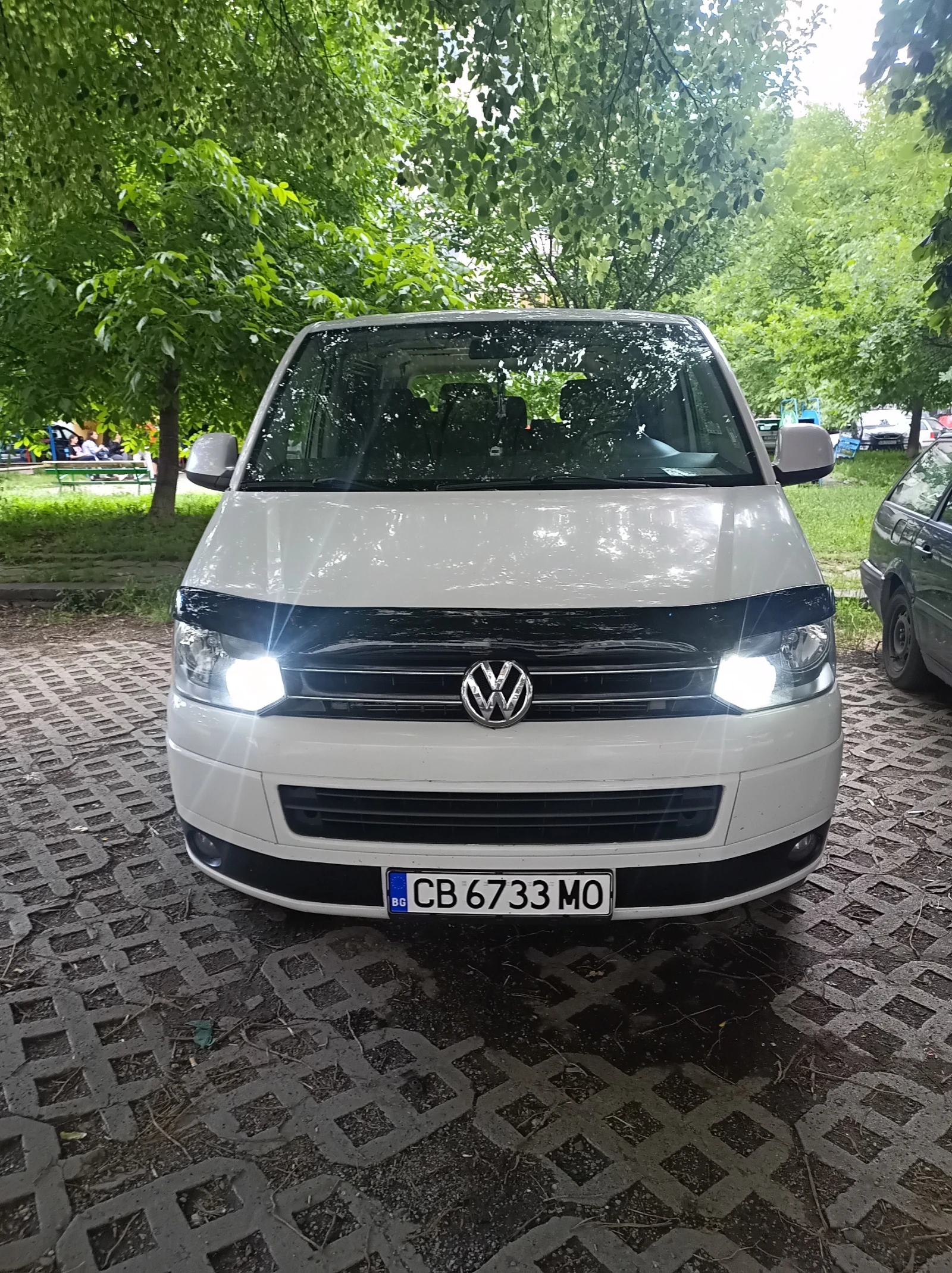 VW Caravelle 2.0TDI - изображение 3