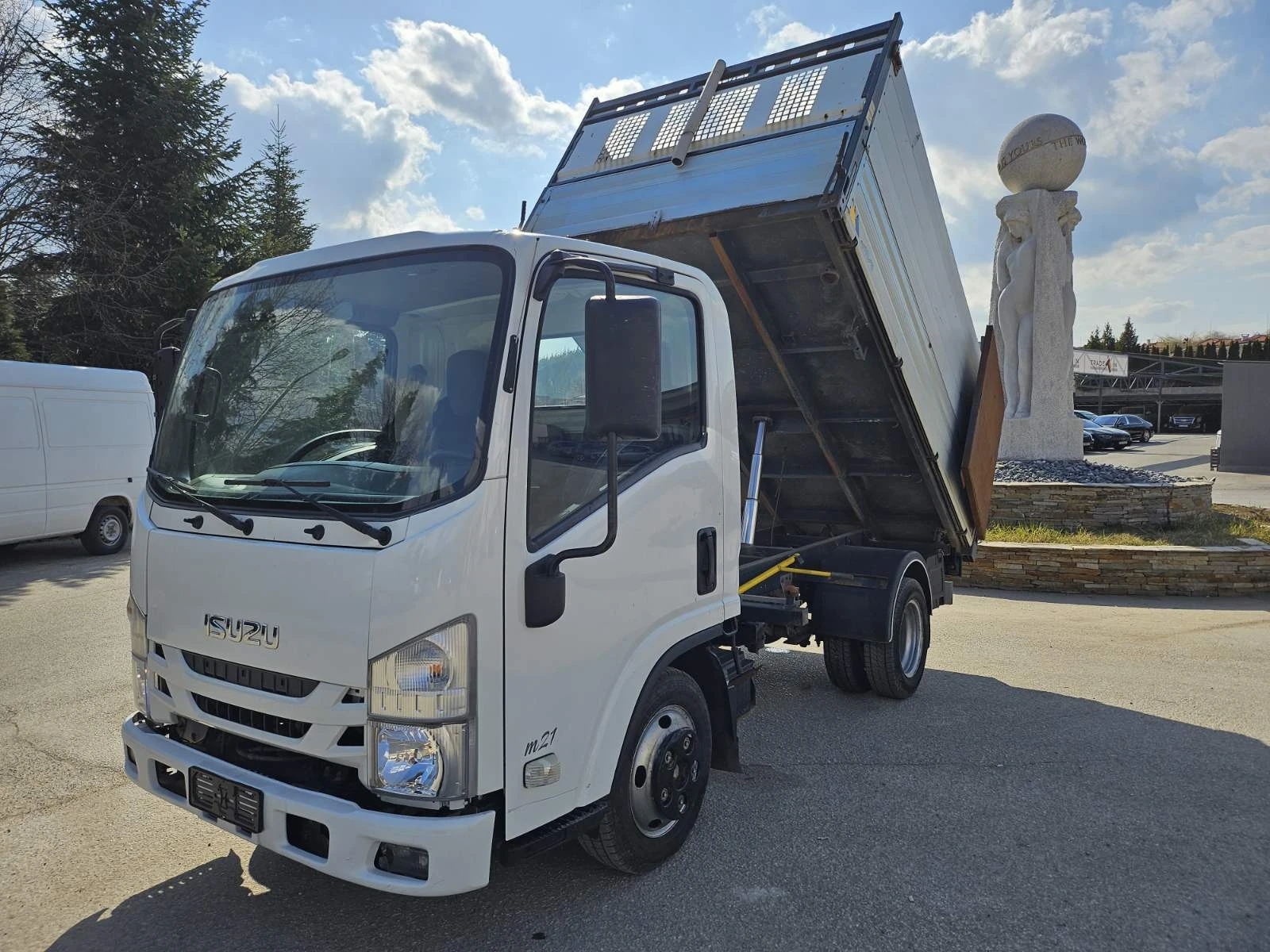 Isuzu Urban M21, снимка 4 - Бусове и автобуси - 53873398