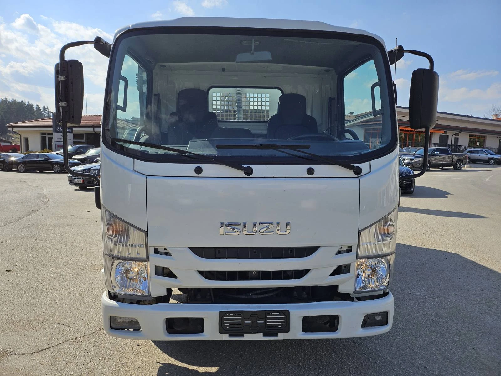 Isuzu Urban M21, снимка 2 - Бусове и автобуси - 53873398