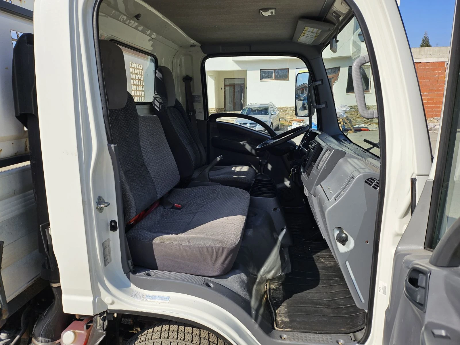 Isuzu Urban M21, снимка 12 - Бусове и автобуси - 53873398