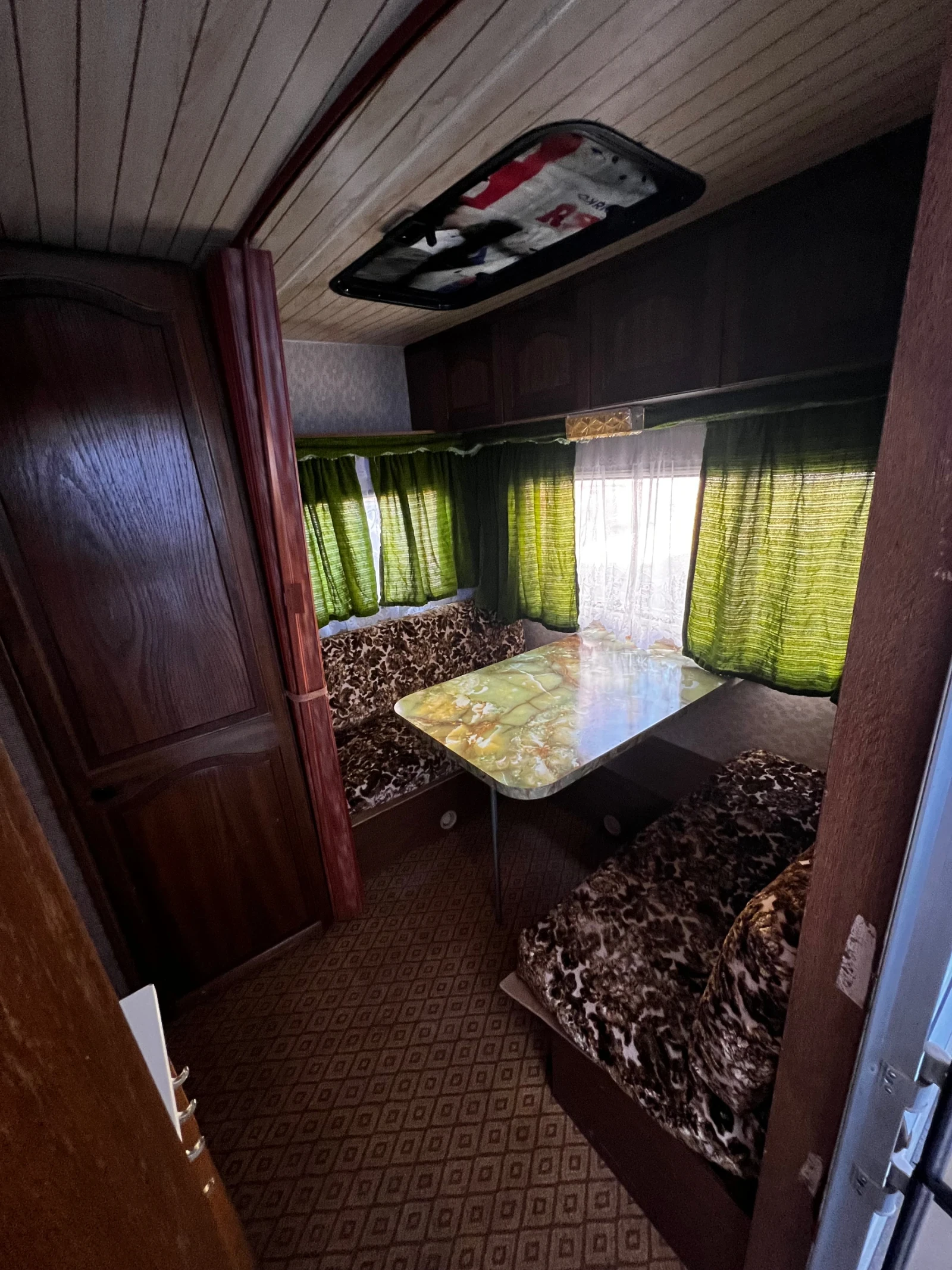 Каравана Hobby 400 - изображение 9