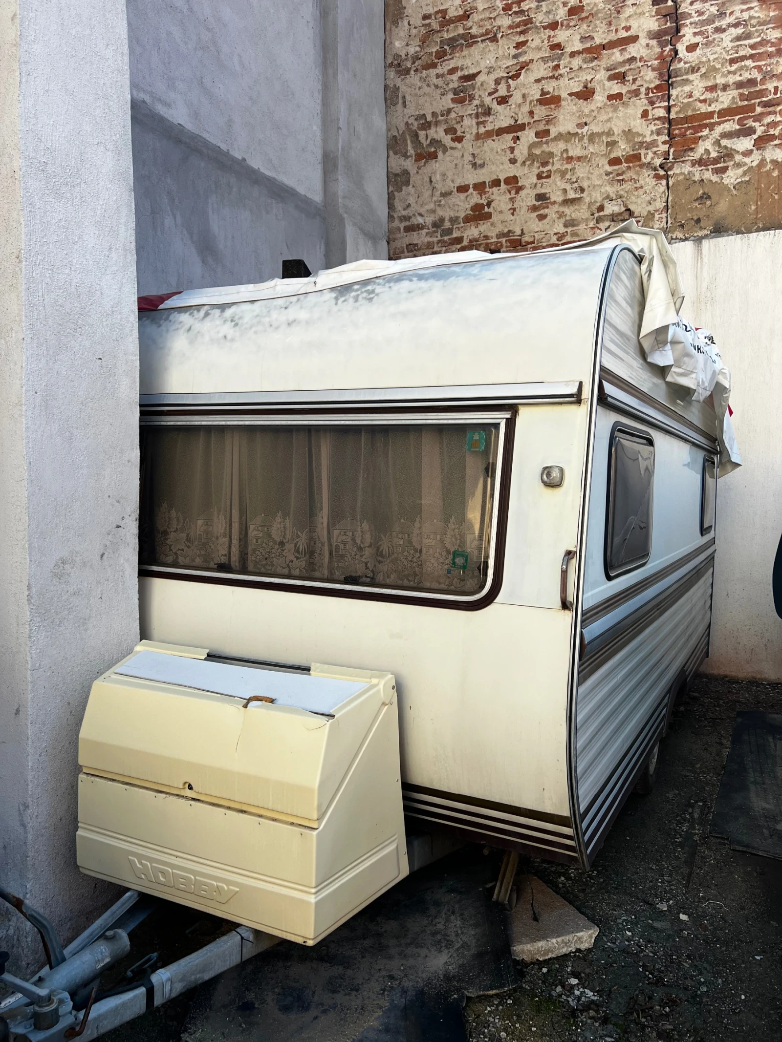  Hobby 400 | Mobile.bg   1