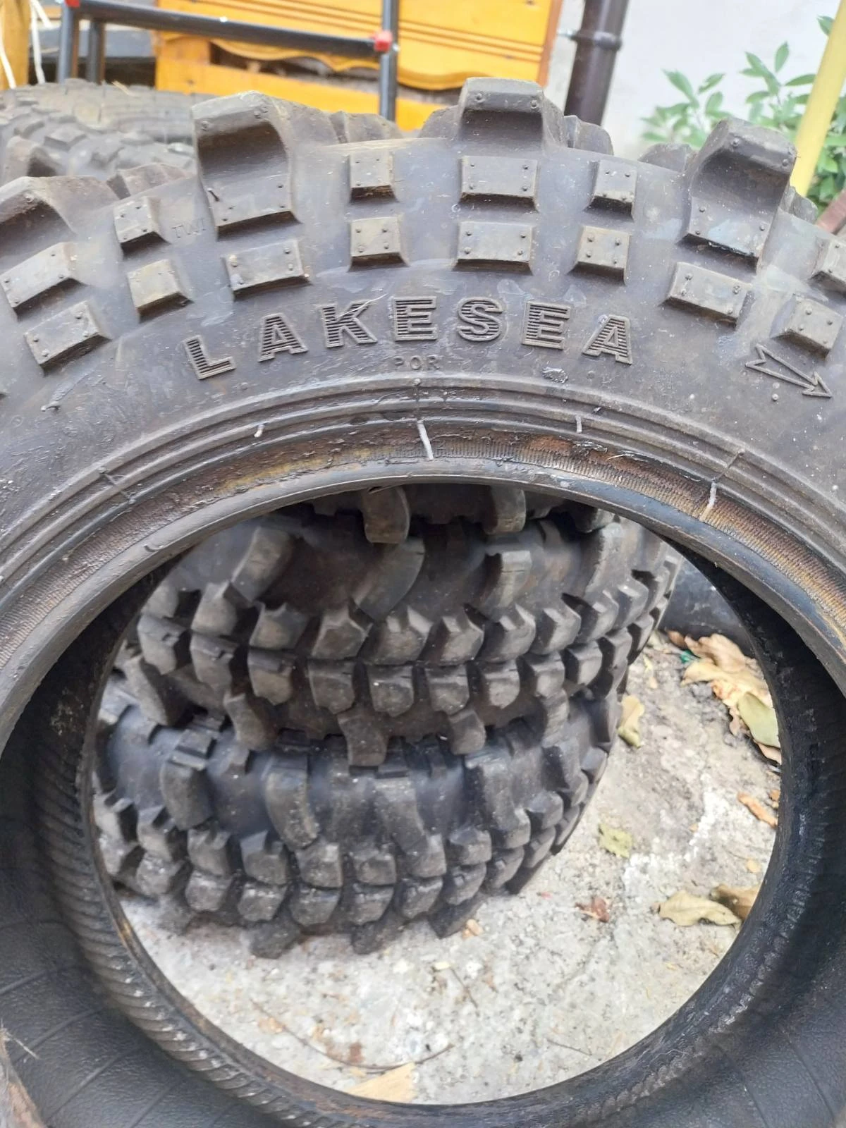 Гуми Всесезонни 205/70R15, снимка 4 - Гуми и джанти - 56323785