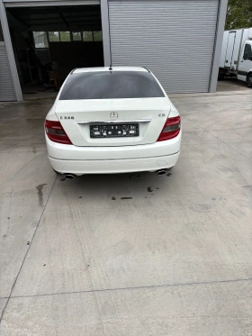 Mercedes-Benz C 320, снимка 3