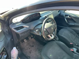 Peugeot 208 Стил, снимка 4