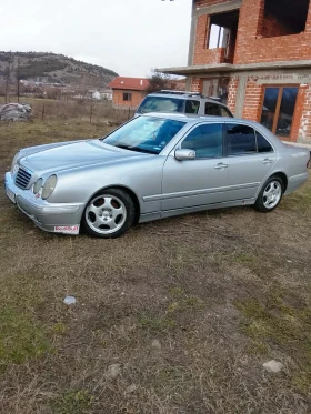 Mercedes-Benz E 270 Dizel  - 2100 € / 4107.24 лв. - 12700369 2