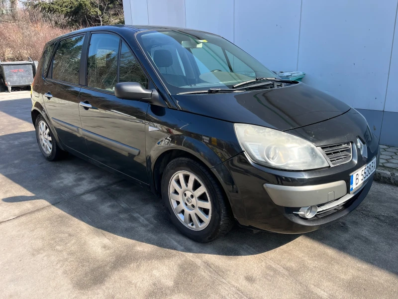 Renault Scenic, снимка 3 - Автомобили и джипове - 49402210