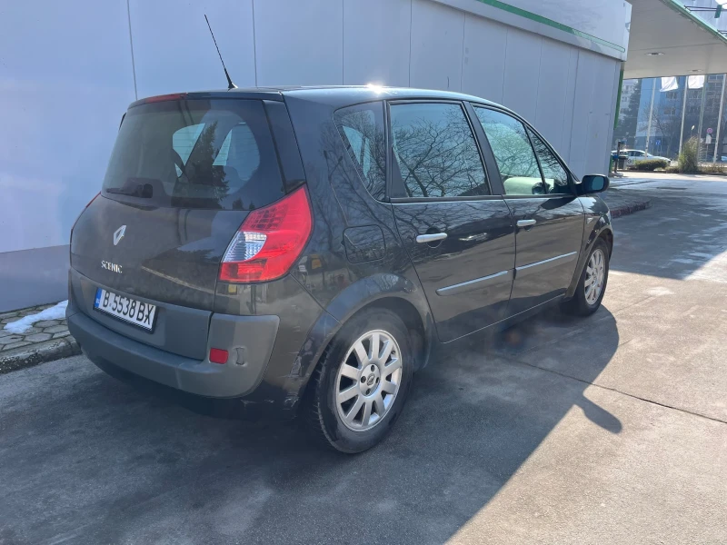 Renault Scenic, снимка 4 - Автомобили и джипове - 49402210