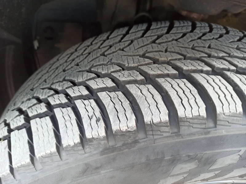 Subaru XV 1.6 бензин/автоматик, снимка 16 - Автомобили и джипове - 52201227