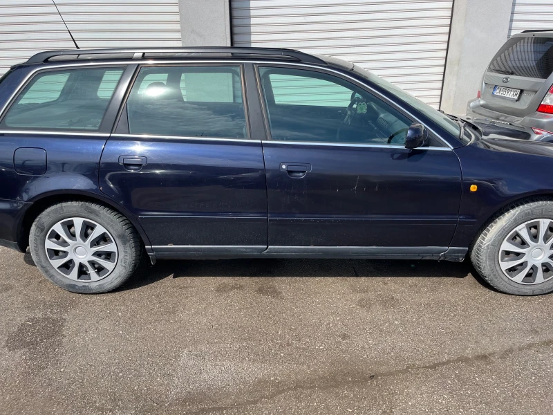 Audi A4 2500 TDI, снимка 5 - Автомобили и джипове - 52427419