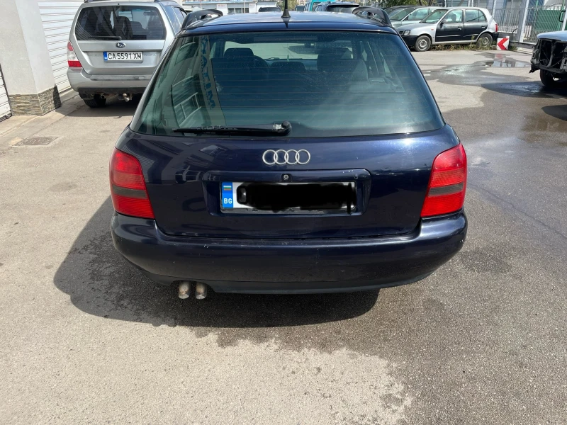 Audi A4 2500 TDI, снимка 4 - Автомобили и джипове - 52427419
