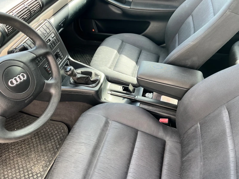 Audi A4 2500 TDI, снимка 14 - Автомобили и джипове - 52427419