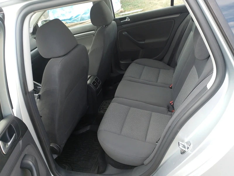 VW Golf Variant 1.9 tdi- 105, снимка 7 - Автомобили и джипове - 51848323