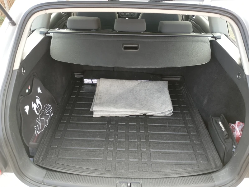 VW Golf Variant 1.9 tdi- 105, снимка 4 - Автомобили и джипове - 51848323