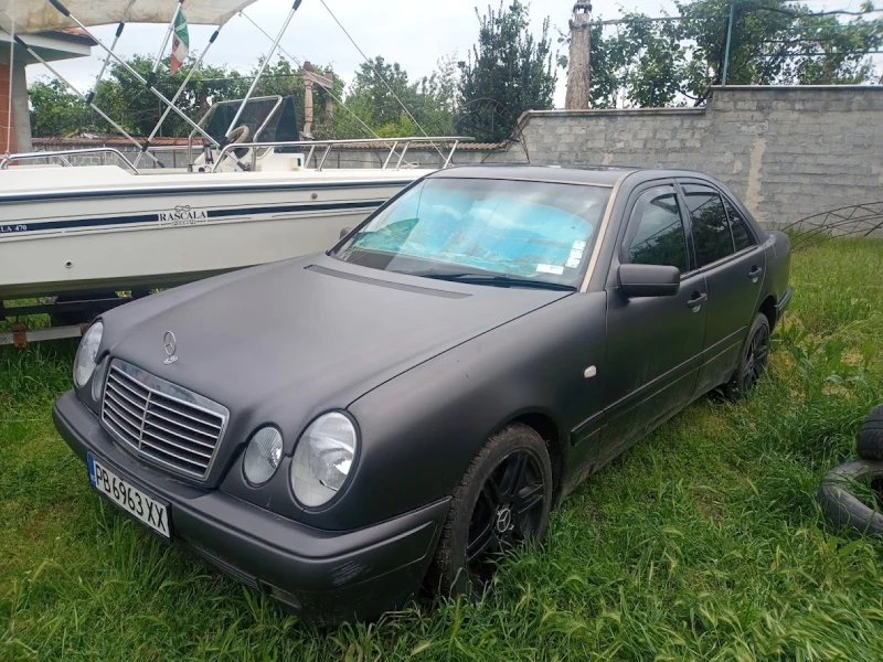 Mercedes-Benz 200 E200, снимка 2 - Автомобили и джипове - 52511530