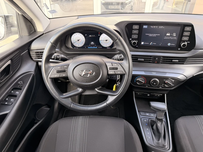 Hyundai I20, снимка 14 - Автомобили и джипове - 52630493