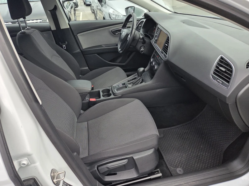 Seat Leon 2.0 TDI FULL LED, снимка 9 - Автомобили и джипове - 52682677