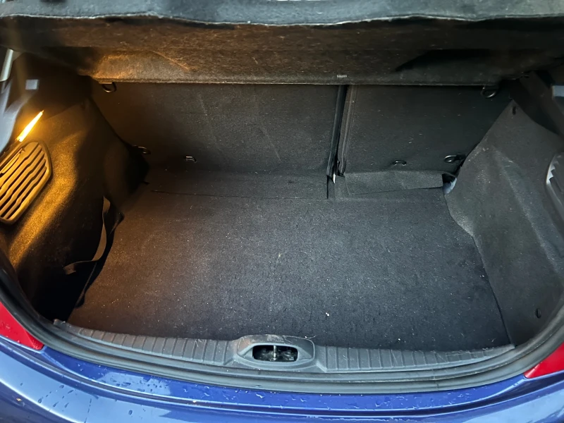 Peugeot 208 1.6HDI 92hp 116x km, снимка 10 - Автомобили и джипове - 52713121
