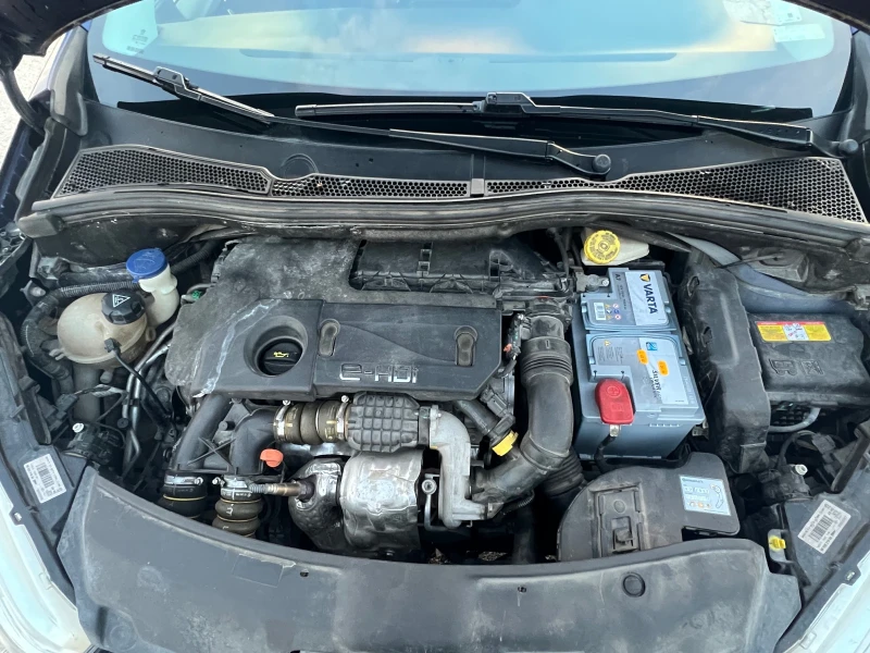Peugeot 208 1.6HDI 92hp 116x km, снимка 12 - Автомобили и джипове - 52713121