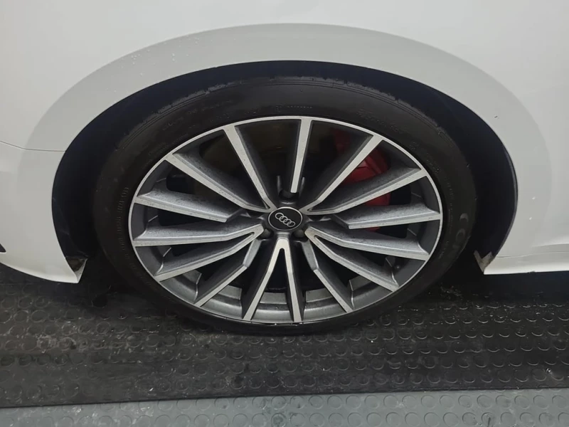 Audi A5 * PROGRESSIV * DISTRONIC* ПОДГРЕВ* CARFAX * , снимка 17 - Автомобили и джипове - 53252695